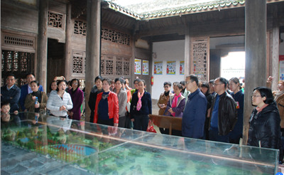 1537338646885722.jpg 教育活動.jpg