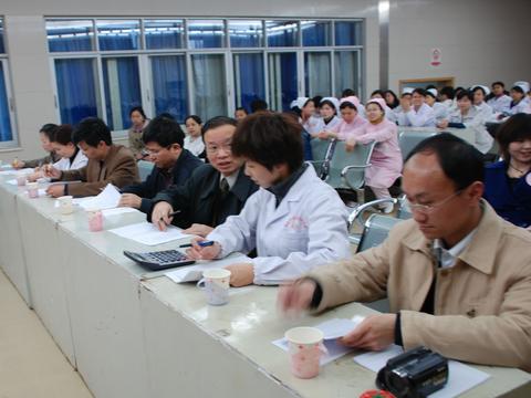 201032410420510.jpg