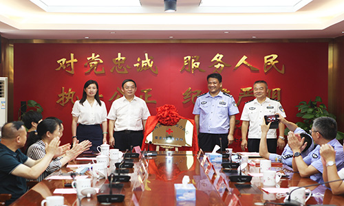 1661313836310647.jpg 揭牌.jpg
